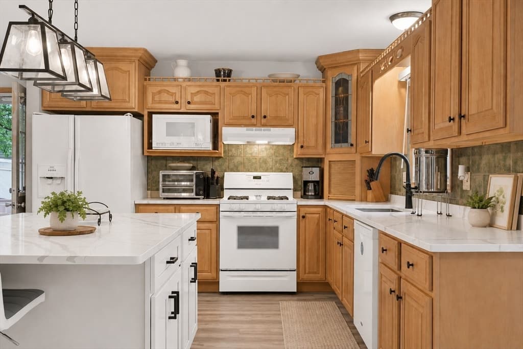 279 Sprague Street, Dedham MA 02026 photo 3
