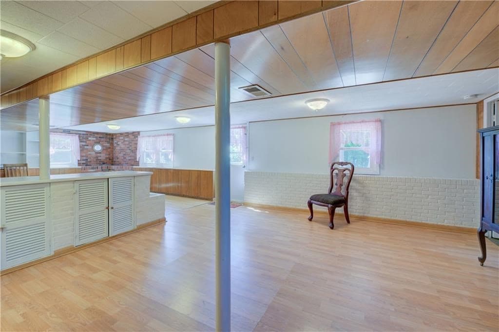 Single Family Residence at 16 Superior St, Warwick RI 02886, Warwick, photo 24 of 35