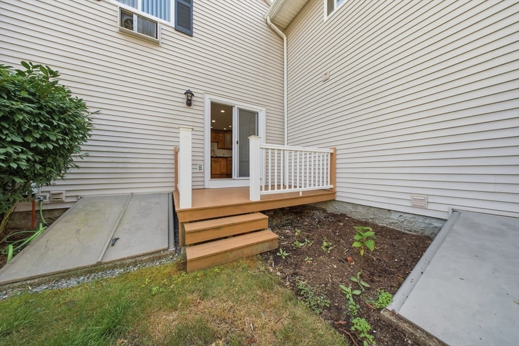 Condominium at 10 Erick Rd # 32, Mansfield MA 02048, Mansfield, photo 21 of 26