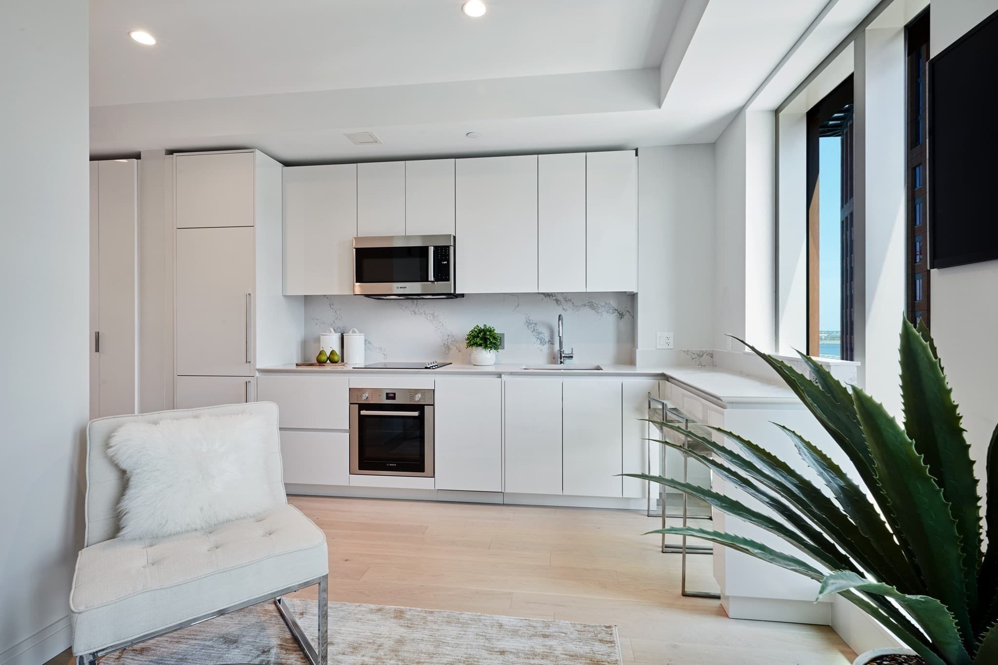 Condominium at 135 Seaport Blvd # U18, Boston MA 02210, photo 5 of 19