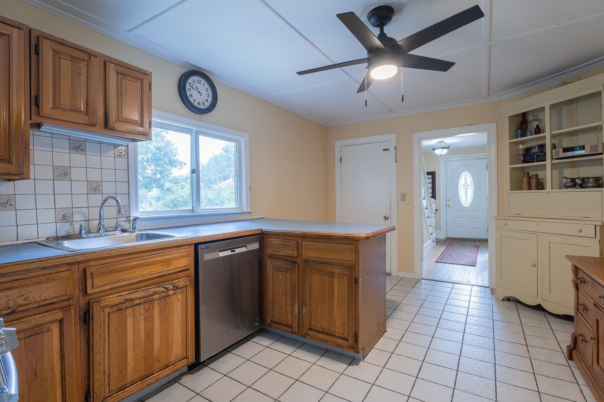 Single Family Residence at 190 N. Main Street, Sharon MA 02067, photo 13 of 42