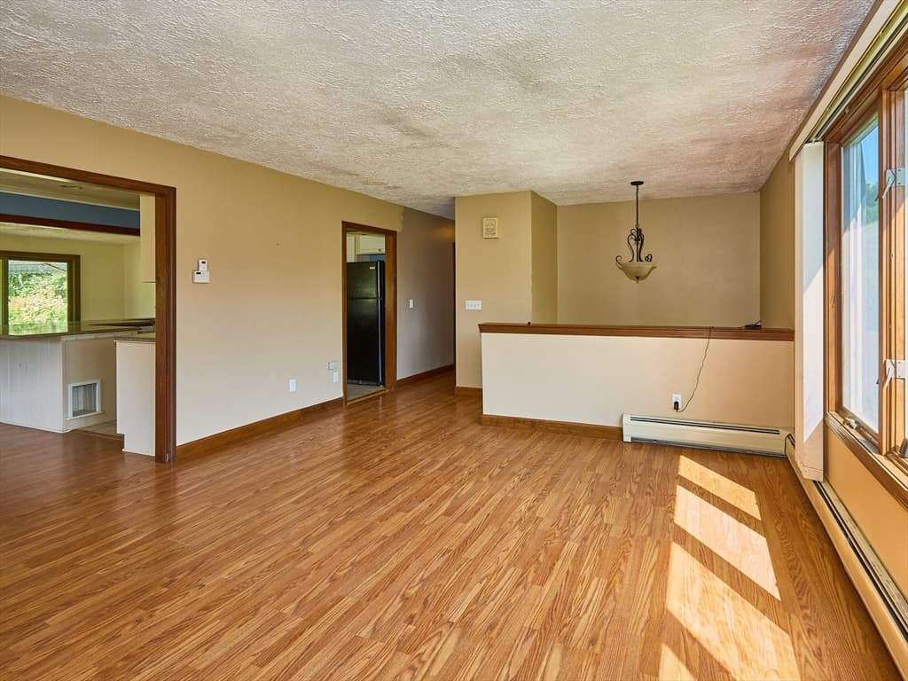 554 Sharps Lot Road, Swansea MA 02777 photo 10