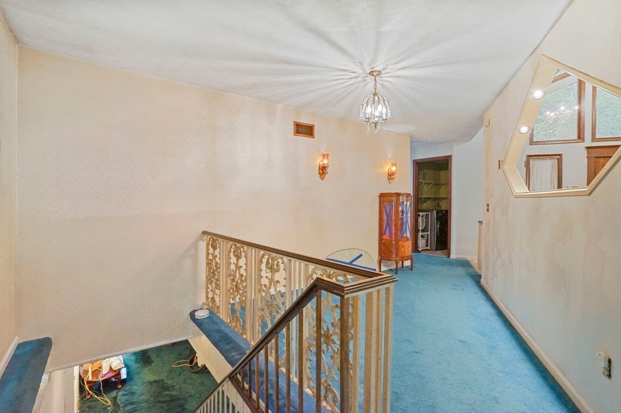 Single Family Residence at 30 Dicsal Ln, Holyoke MA 01040, Holyoke, photo 30 of 41