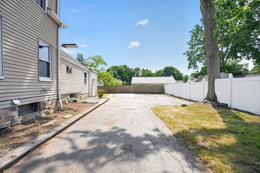 14 Forestvale Rd, Boston MA 02136 photo 21