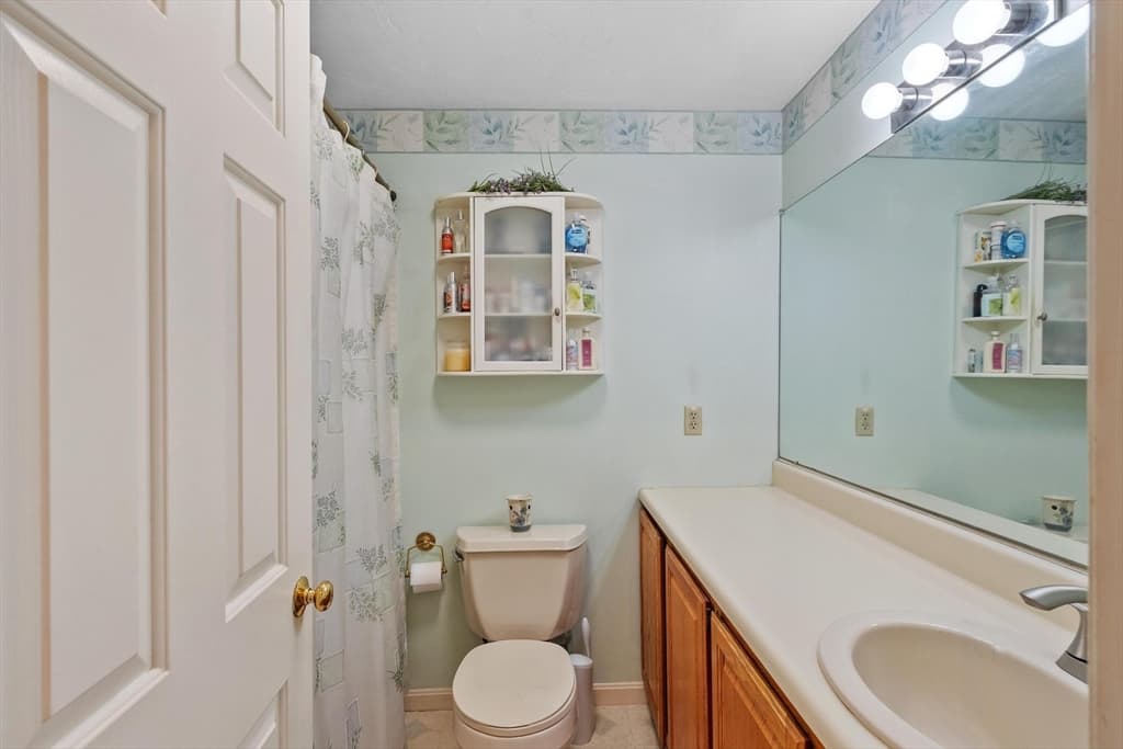 29 Rinnock Rd, Fitchburg MA 01420 photo 25