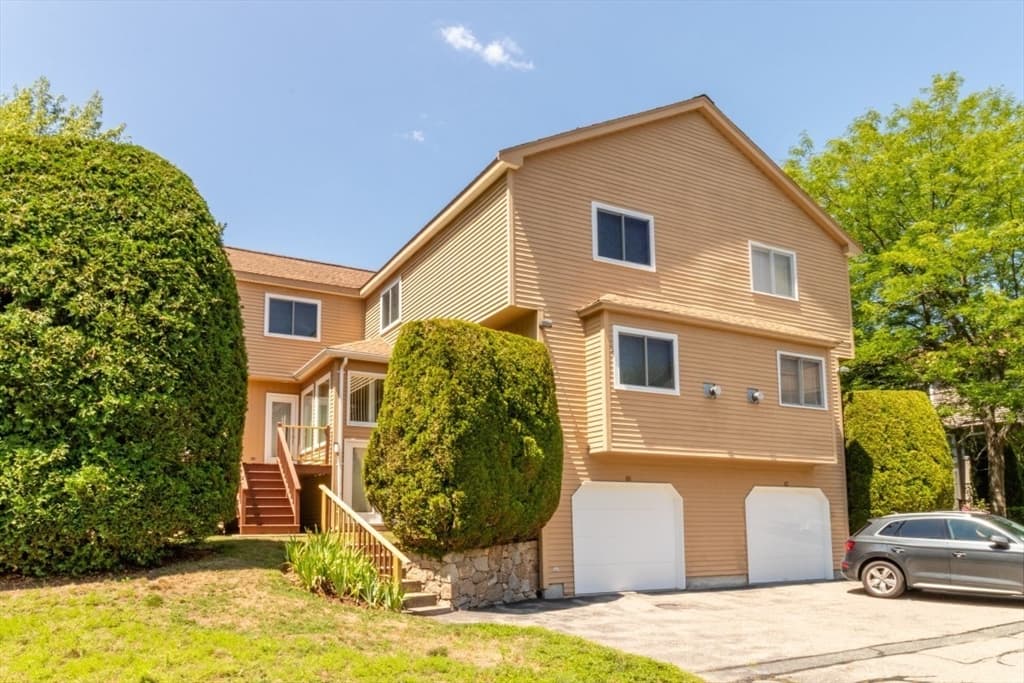 60 Algonquin Trail # 60, Ashland MA 01721