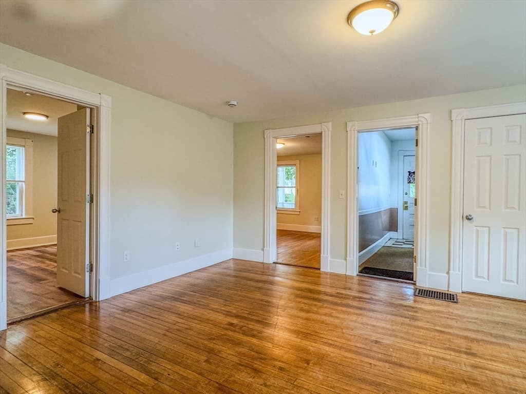 344 Conway Street, Greenfield MA 01301 photo 15