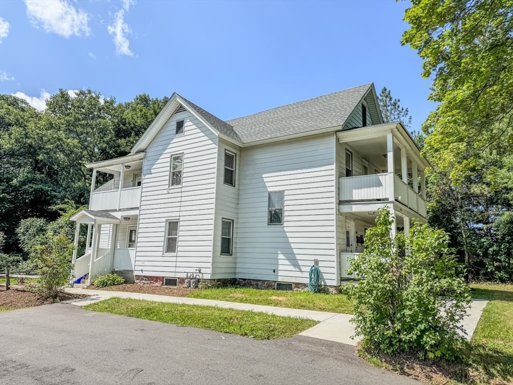 344 Conway Street, Greenfield MA 01301 photo 4