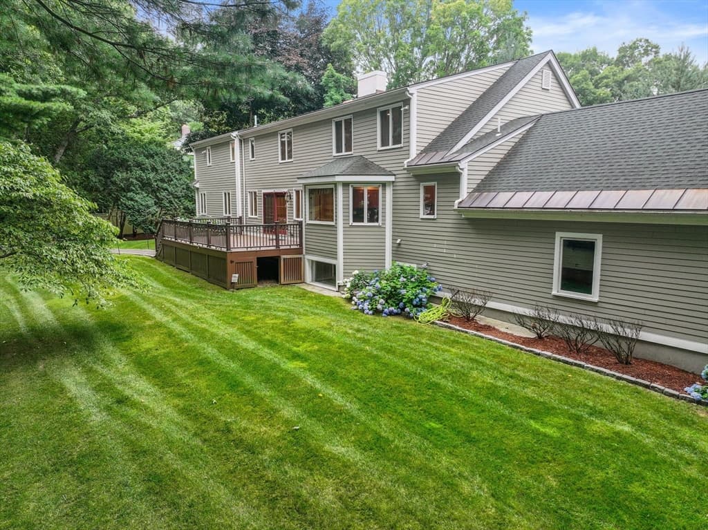 23 Bellevue, Wellesley MA 02481 photo 2