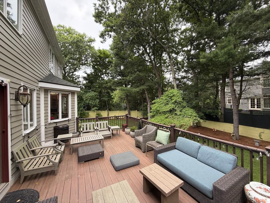 23 Bellevue, Wellesley MA 02481 photo 4