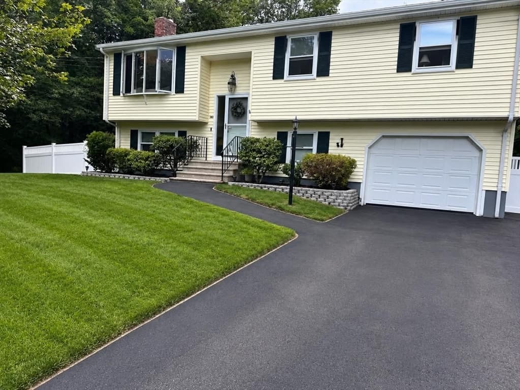 140 Prospect Hill Street, Taunton MA 02780 photo 3