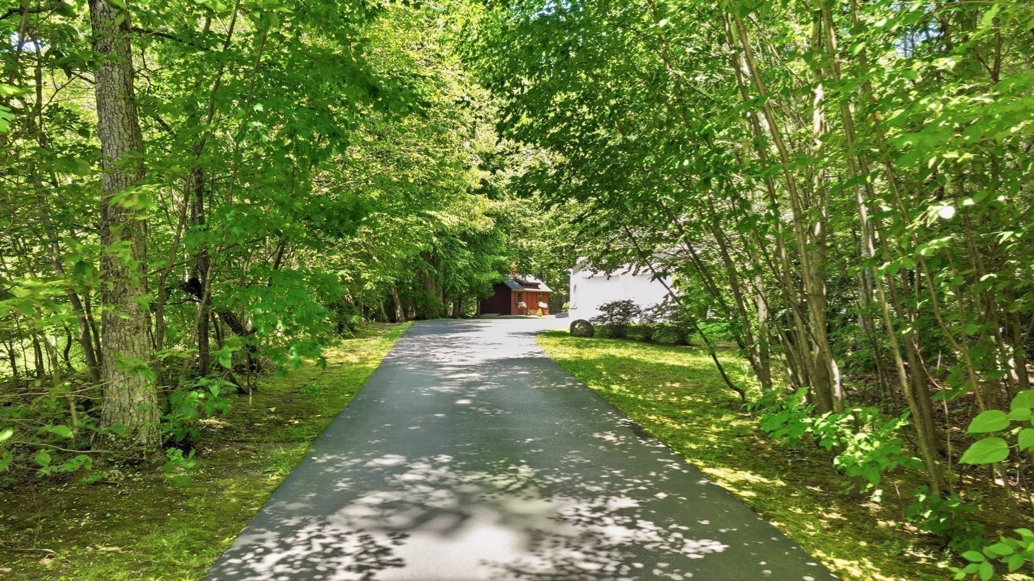 Single Family Residence at 106 Valley Rd, Southampton MA 01073, Southampton, photo 2 of 40
