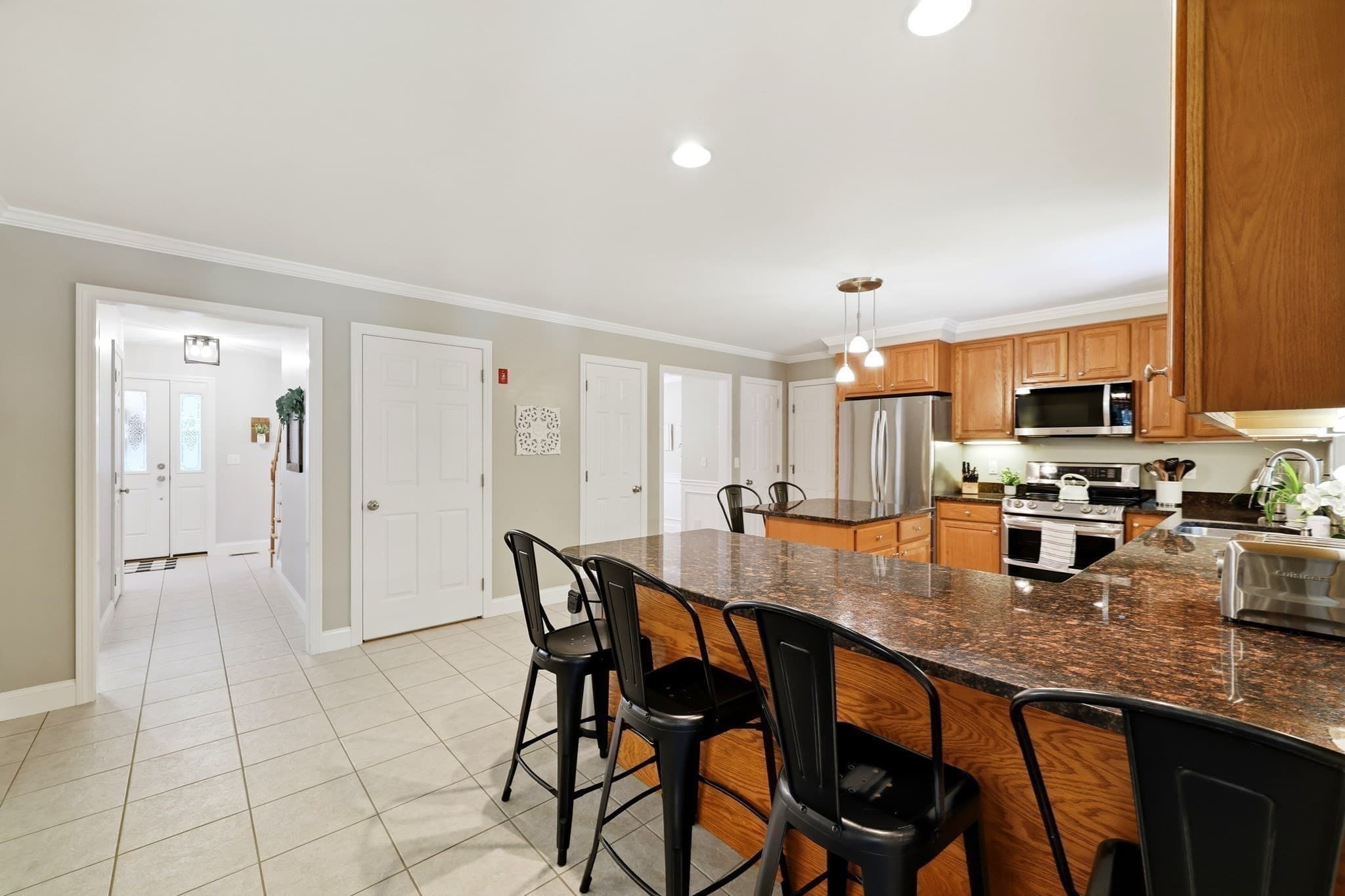Single Family Residence at 106 Valley Rd, Southampton MA 01073, Southampton, photo 17 of 40