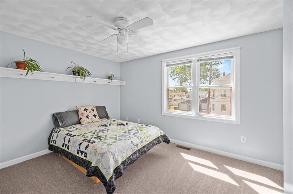 11 Fleming St, Lowell MA 01851 photo 14
