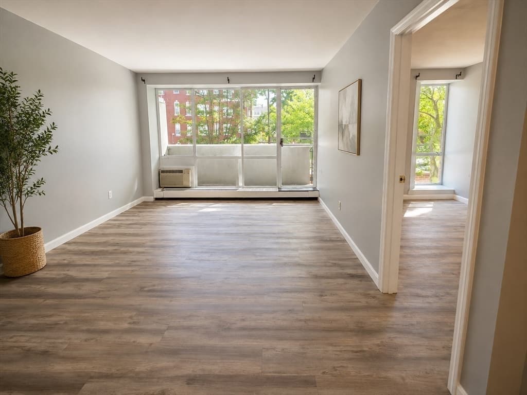 29 Concord Ave. # 212, Cambridge MA 02138 photo 6