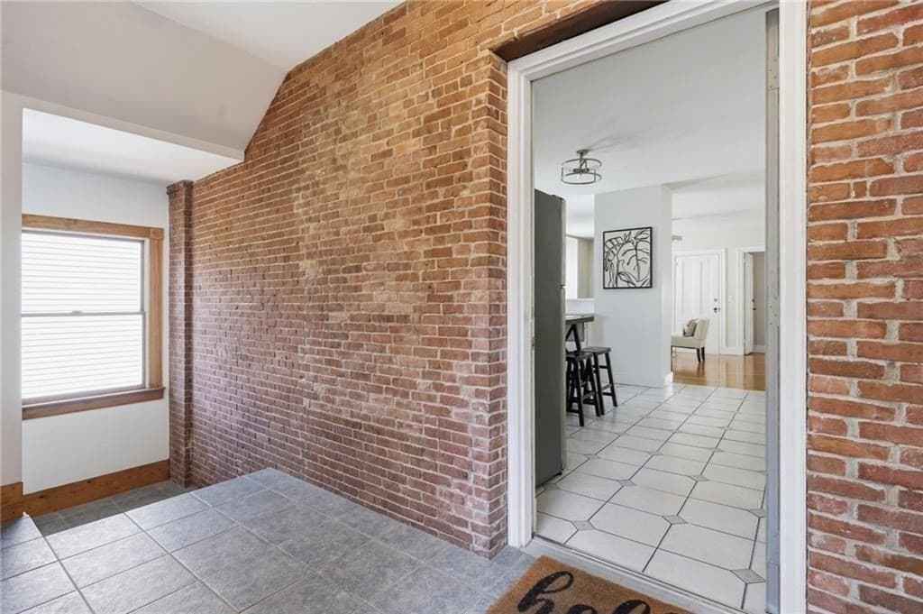 179 Transit St # 2, Providence RI 02906 photo 21