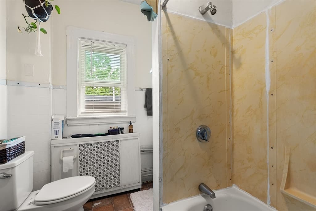 185-187 Lowell Street, Somerville MA 02144 photo 13