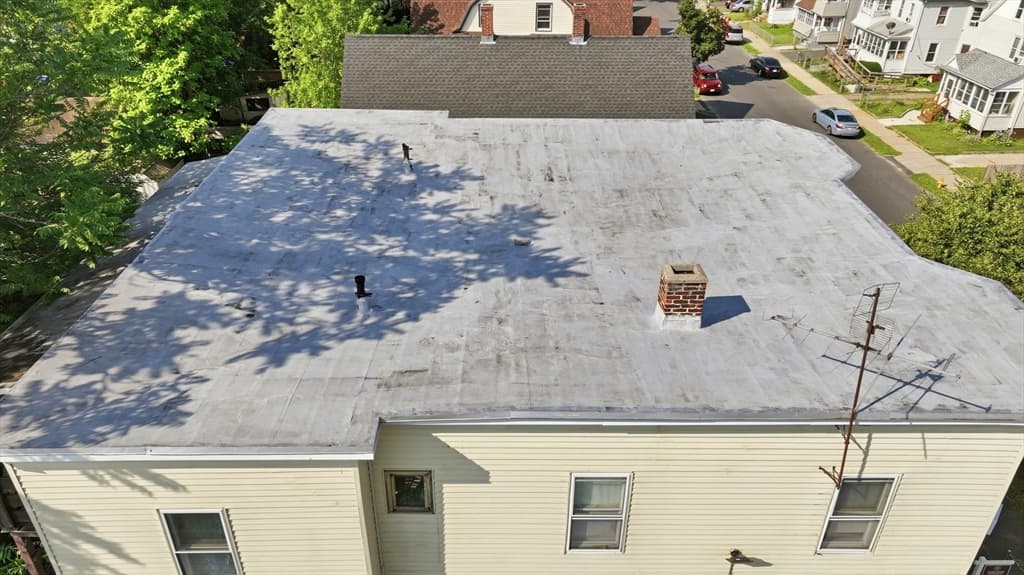 109 Grover St, Springfield MA 01104 photo 8