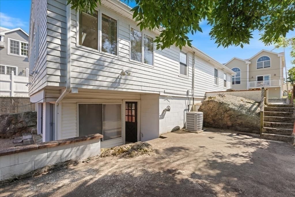 8 Luzitania Ave, Gloucester MA 01930 photo 27