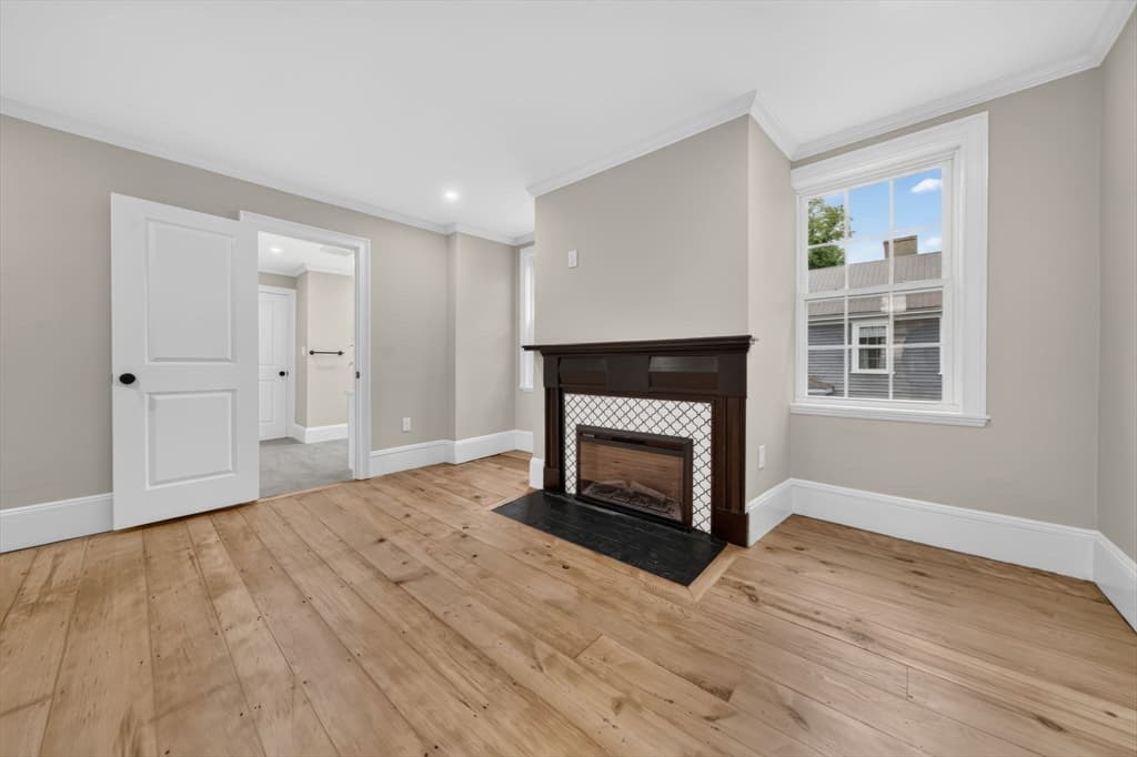 162 High St, Danvers MA 01923 photo 18