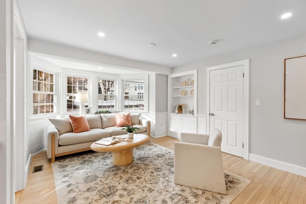 1 Town Way, Winchester MA 01890 photo 17