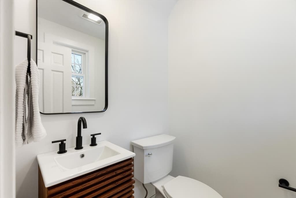 1 Town Way, Winchester MA 01890 photo 20