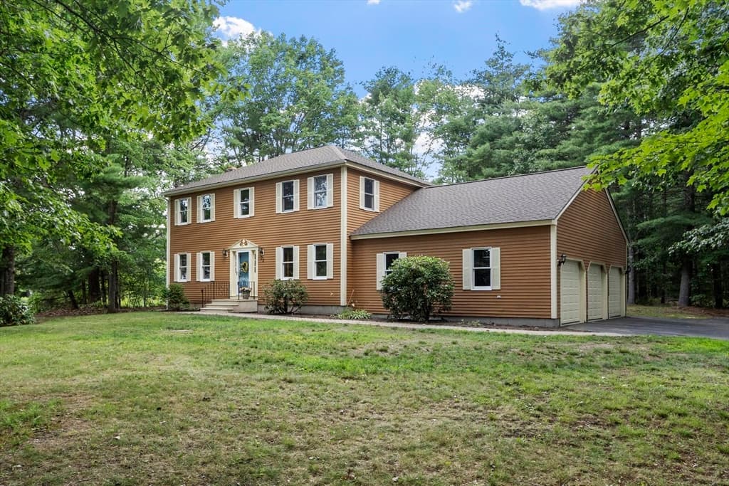 22 Woodland Drive, Westminster MA 01473