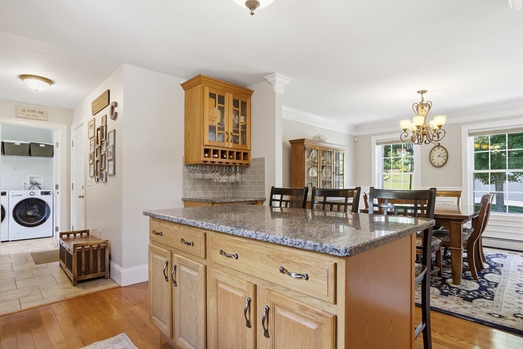 147 Roosevelt St, Fitchburg MA 01420 photo 6