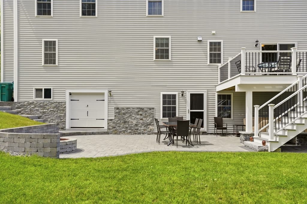 147 Roosevelt St, Fitchburg MA 01420 photo 37