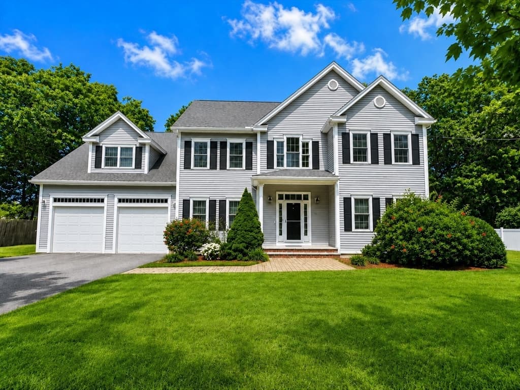 20 Coolidge Ave, Norwood MA 02062