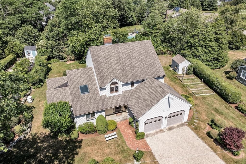 89 Belvidere Road, Falmouth MA 02540 photo 2