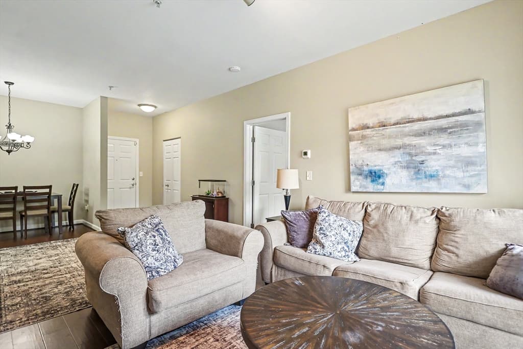 19 Hampshire Road # 205, Methuen MA 01844
