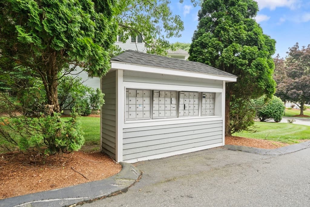 703 Sherwood Forest Ln # 703, Saugus MA 01906 photo 36