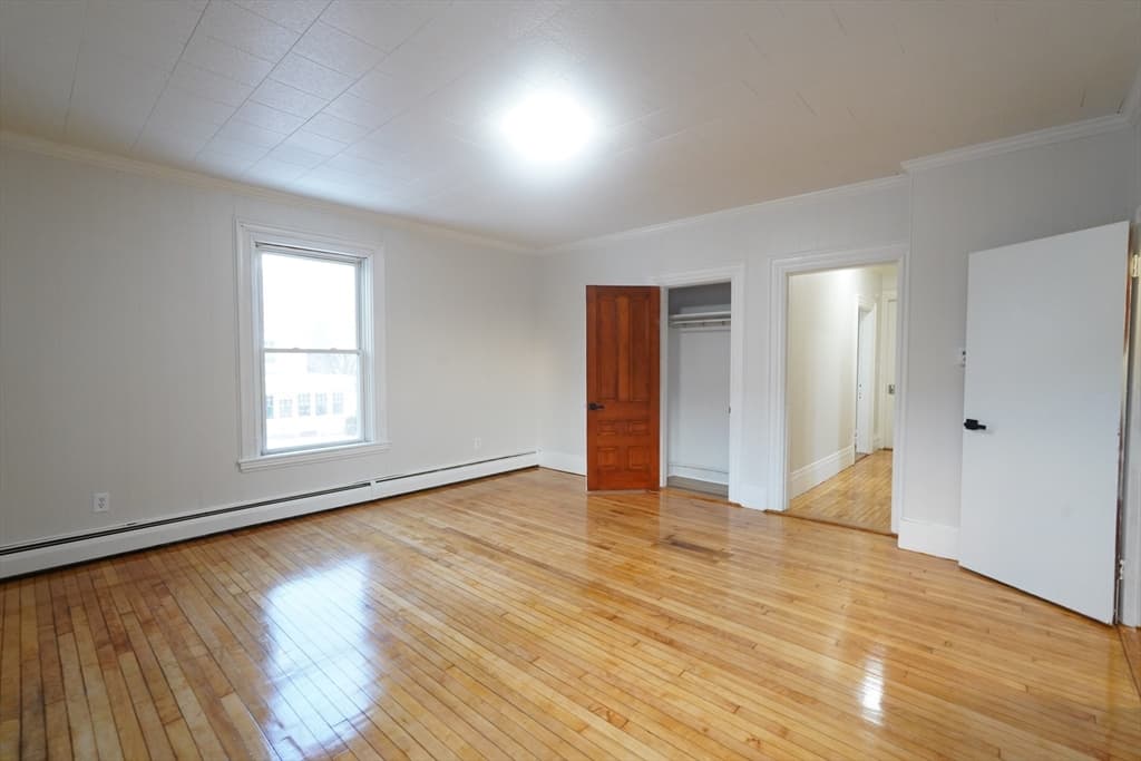 75 Chatham St, Worcester MA 01609 photo 9
