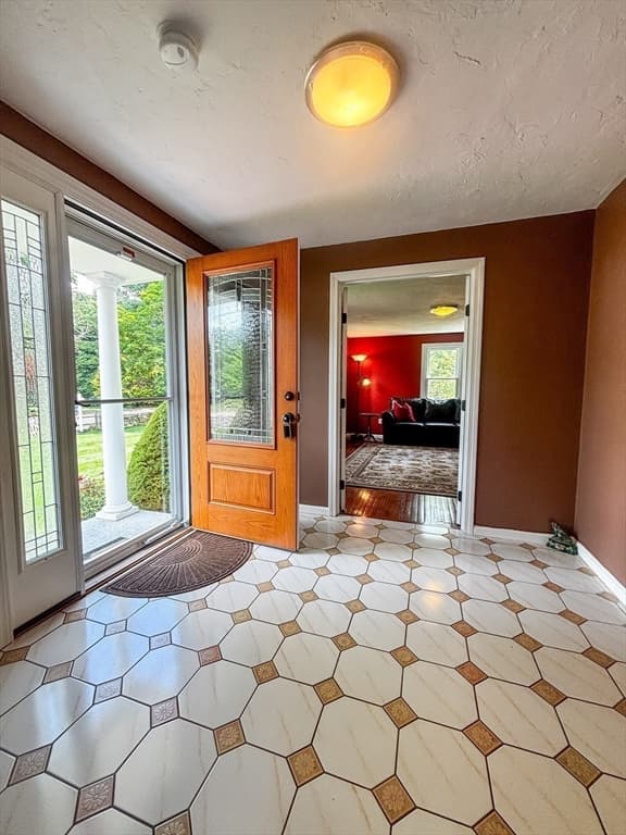10 Stoneybrook Drive, Bridgewater MA 02324 photo 6