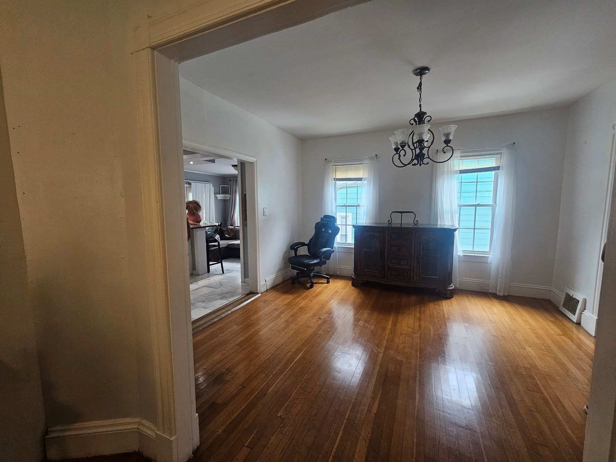 Single Family Residence at 35 Farmland Rd, Lowell MA 01850, photo 13 of 36