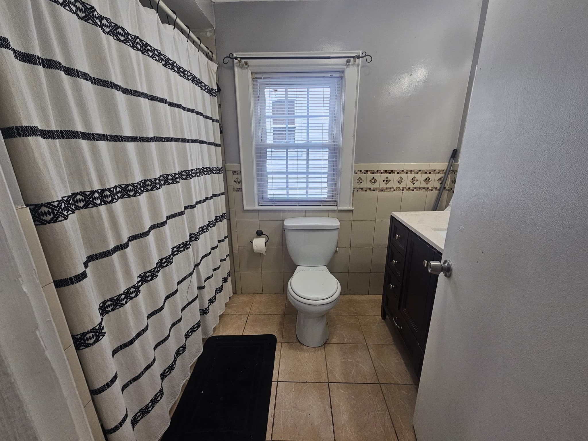 Single Family Residence at 35 Farmland Rd, Lowell MA 01850, photo 30 of 36