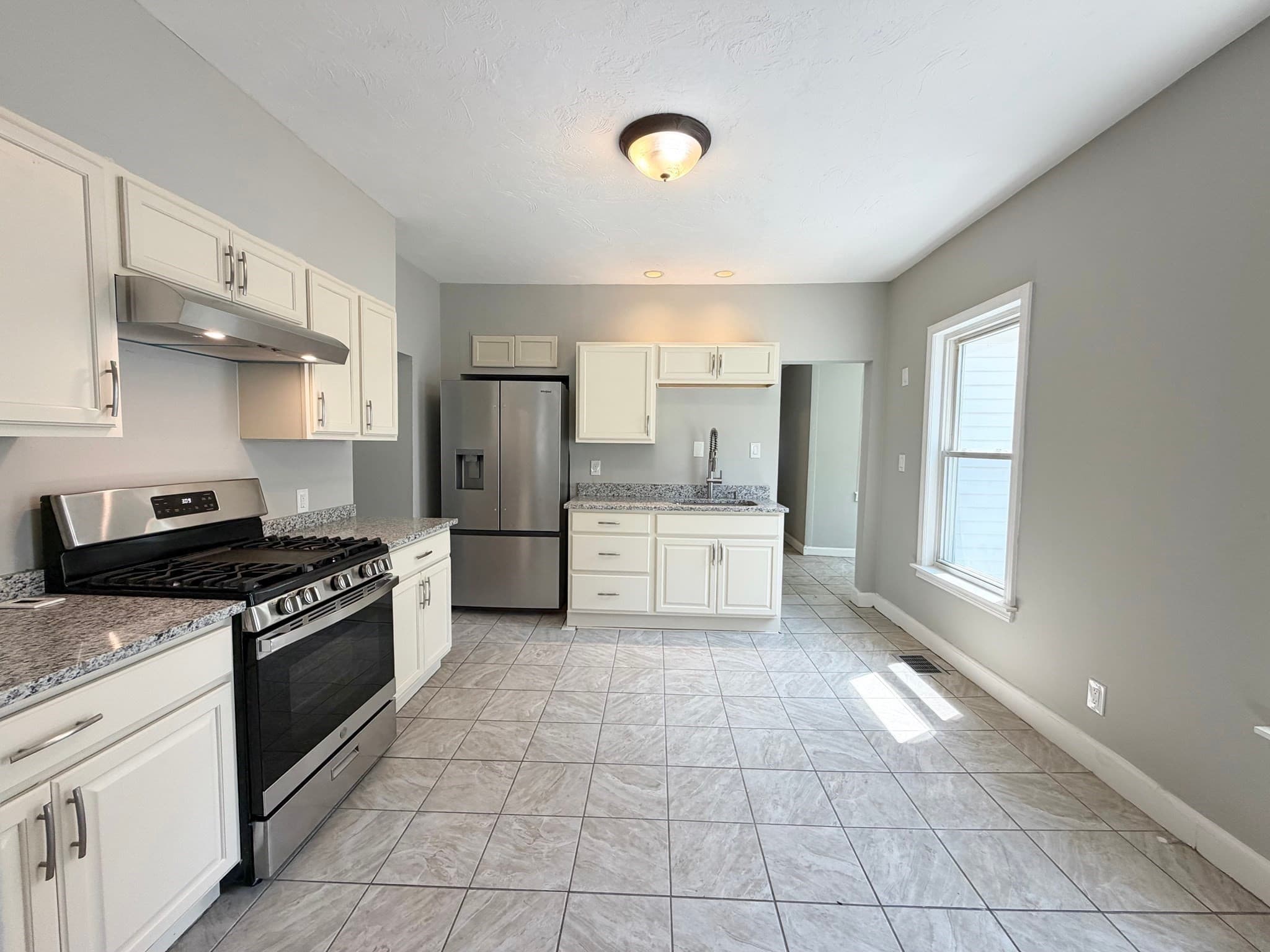 Single Family Residence at 109 Culley St, Fitchburg MA 01420, Fitchburg, photo 13 of 36