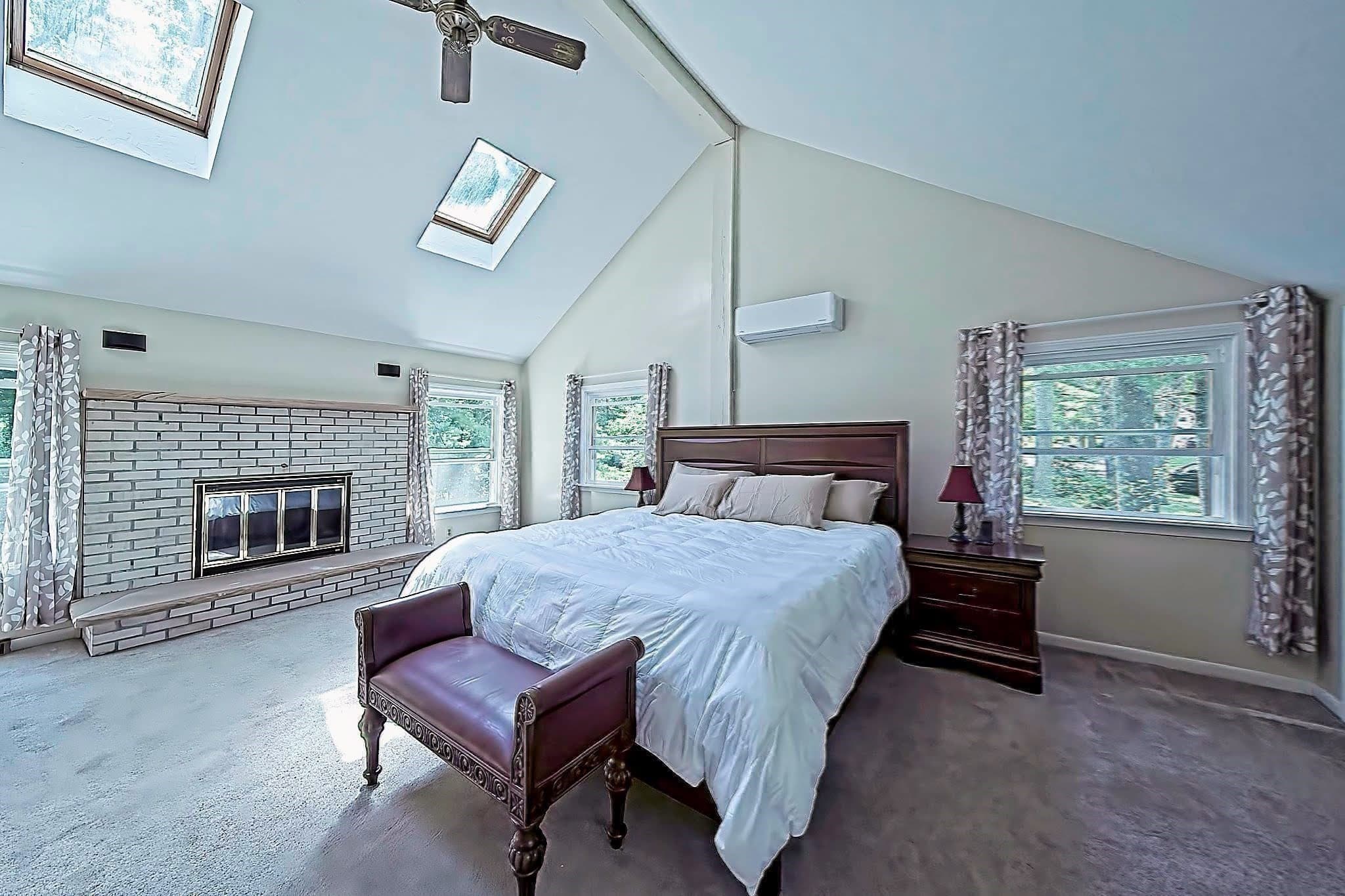 Single Family Residence at 600 Forest St, Bridgewater MA 02324, photo 23 of 38