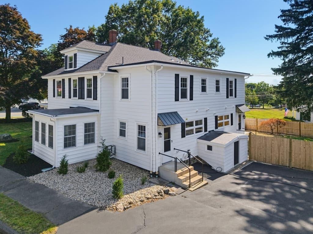 163 Prospect St # 163, Wakefield MA 01880 photo 2