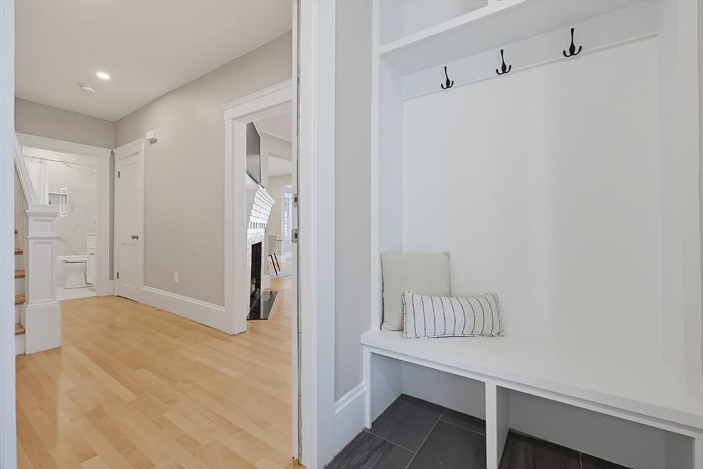 163 Prospect St # 163, Wakefield MA 01880 photo 6
