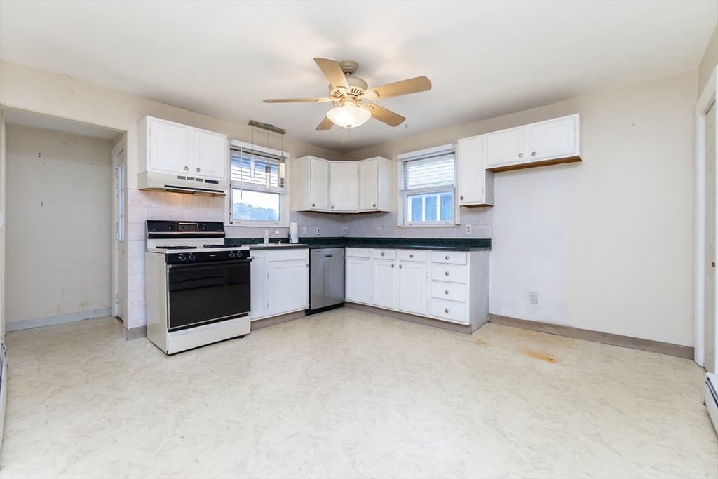 331 Vane St, Revere MA 02151 photo 14