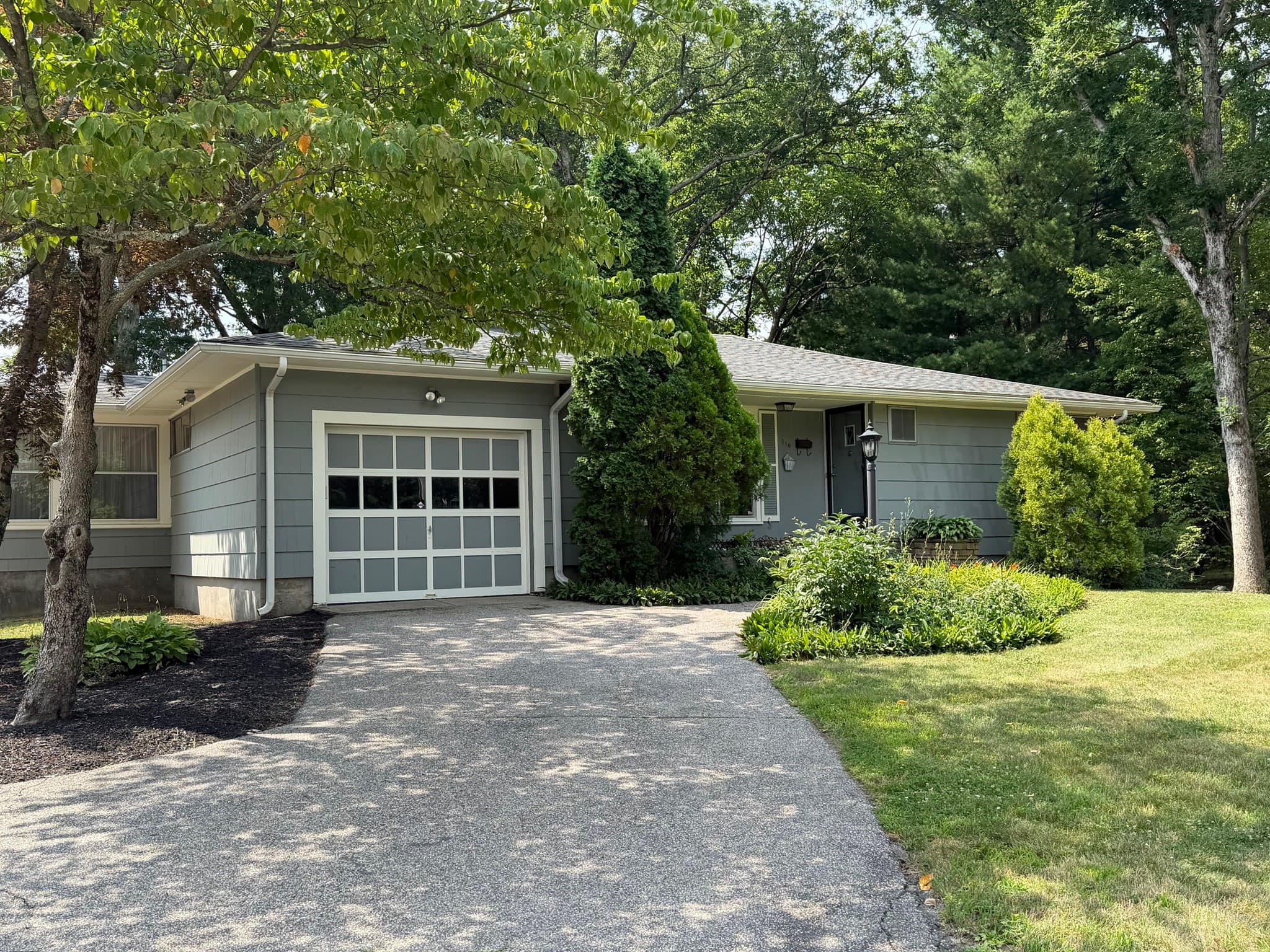 510 Thacher St, Attleboro MA 02703