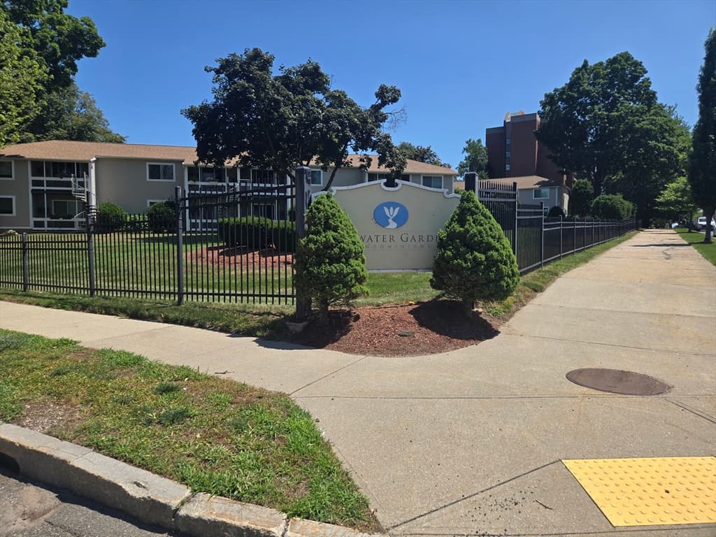 40 Saint Kolbe Dr # C, Holyoke MA 01040 photo 31