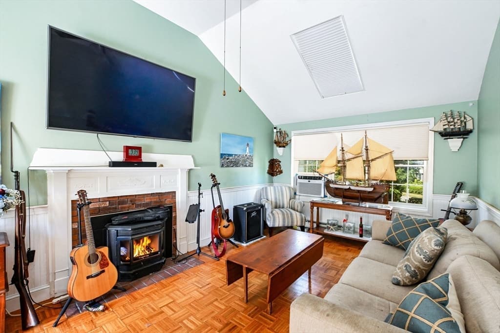 70 Welton Dr, Plymouth MA 02360 photo 10
