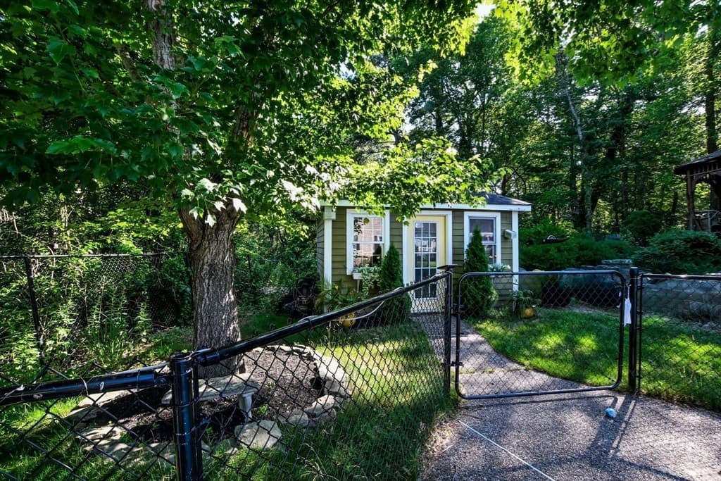 70 Welton Dr, Plymouth MA 02360 photo 29