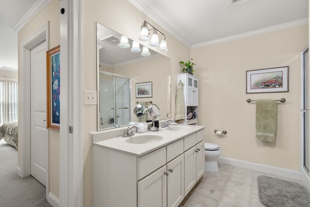 8 Crowninshield St # 212, Peabody MA 01960 photo 14