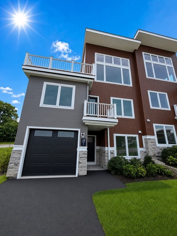 28 Vantage Point Drive # 1, Laconia NH 03246