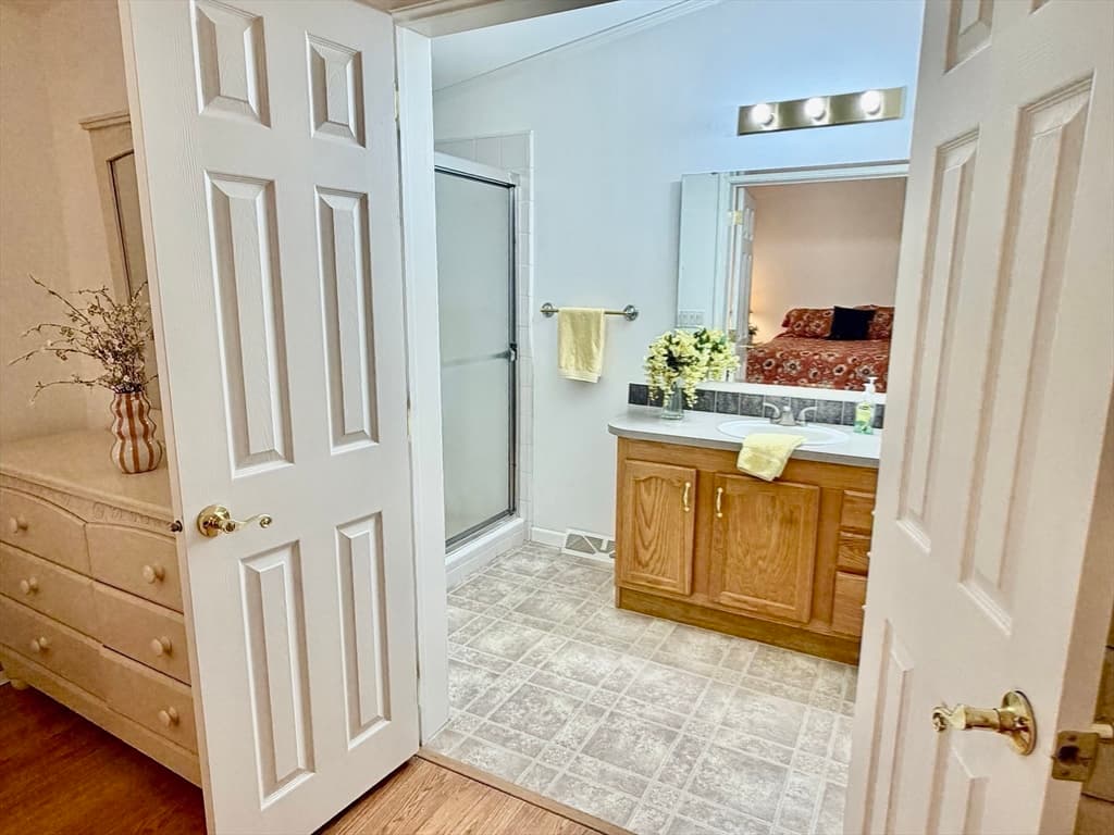 Single Family Residence at 408 Green Street, Middleboro MA 02346, Middleboro, photo 19 of 41