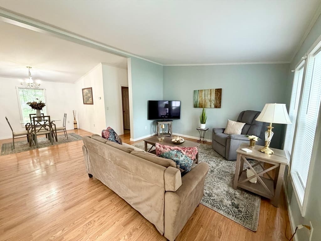 Single Family Residence at 408 Green Street, Middleboro MA 02346, Middleboro, photo 8 of 41